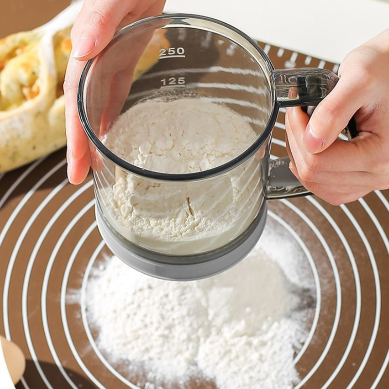 Baking Powder Kitchen - Ręczne sito do mąki, półautomatyczne sito